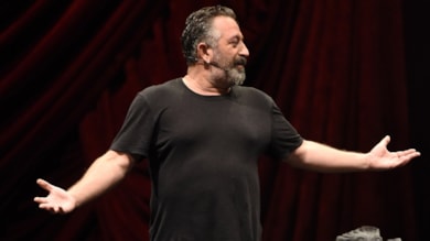 Cem Yılmaz’ın karaborsa isyanı: Beni germeyin Cem Yılmaz’ın karaborsa isyanı: Beni germeyin