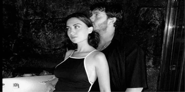 İsmail Ege Şaşmaz ve Hande Ünal çifti kızlarına Azra adını verdi