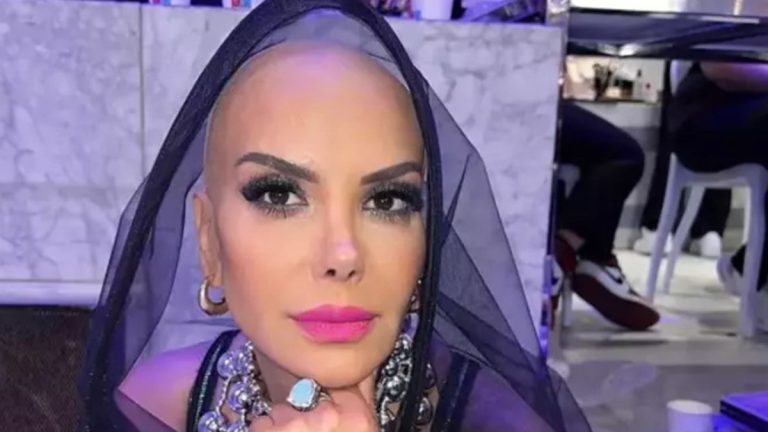 Kansere yakalanan Tanyeli, yaşadığı süreci canlı yayında anlattı Kansere yakalanan Tanyeli, yaşadığı süreci canlı yayında anlattı