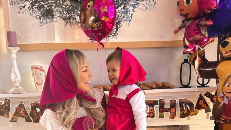 Meryem Uzerli’den küçük kızı Lily Koi’ye doğum günü partisi! Meryem Uzerli’den küçük kızı Lily Koi’ye doğum günü partisi!