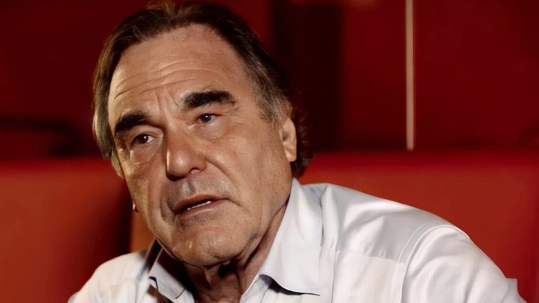 Oliver Stone: Netanyahu gerçekten deli Oliver Stone: Netanyahu gerçekten deli