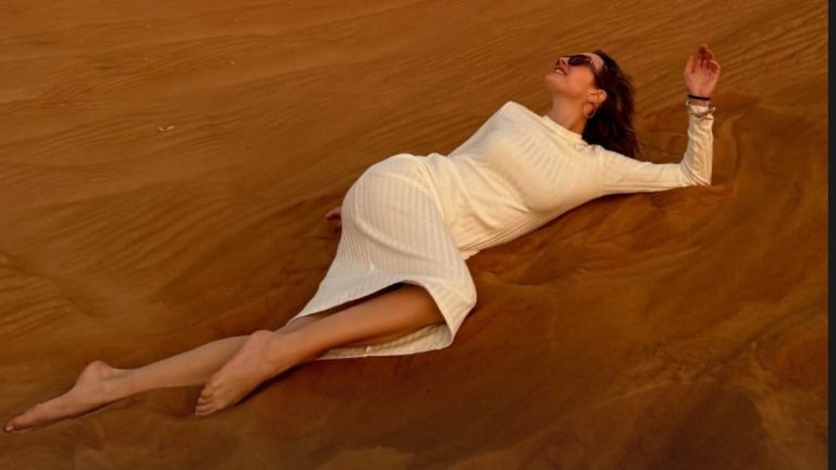Sadakatsiz’in Derin’i oyuncu Melis Sezen kum üzerinde dans etti Sadakatsiz’in Derin’i oyuncu Melis Sezen kum üzerinde dans etti