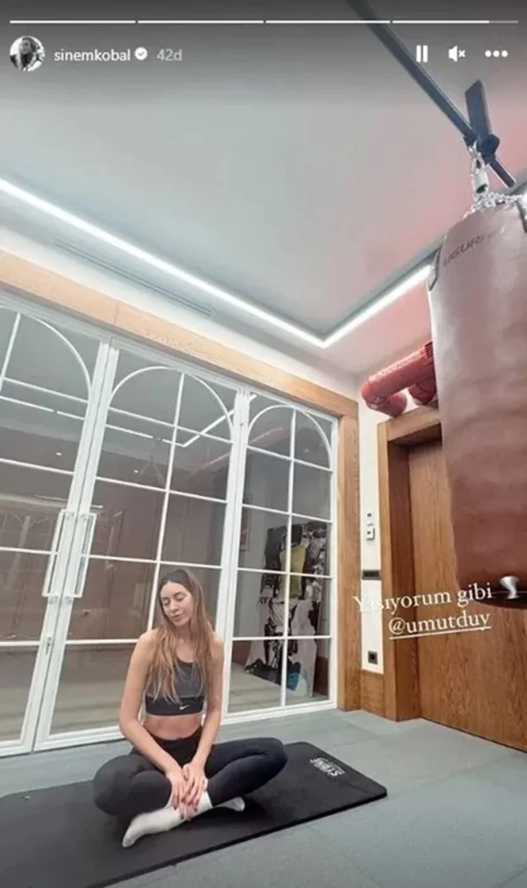 Sinem Kobal’dan spor şovu! ‘Kim der iki çocuk annesi’ Sinem Kobal’dan spor şovu! ‘Kim der iki çocuk annesi’