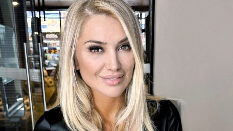 Songül Karlı’nın şömüne önündeki pozuna yorum yağdı Songül Karlı’nın şömüne önündeki pozuna yorum yağdı