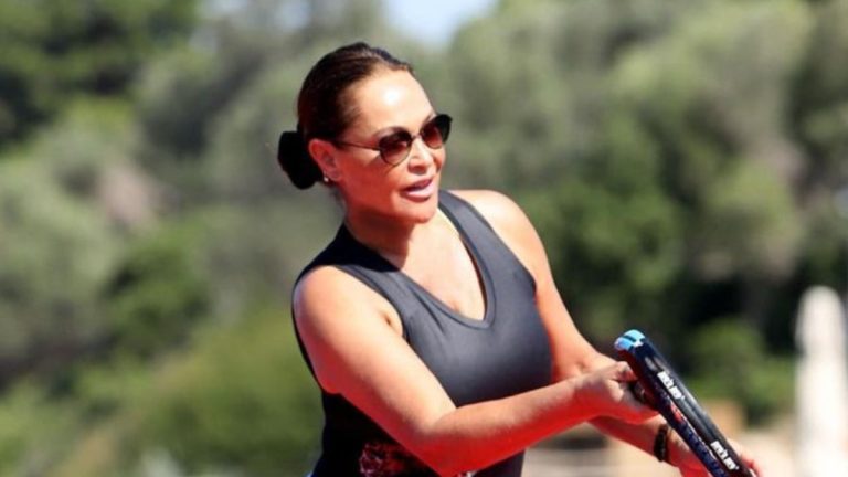 Hülya Avşar sosyal medyayı bir kez daha salladı Hülya Avşar sosyal medyayı bir kez daha salladı