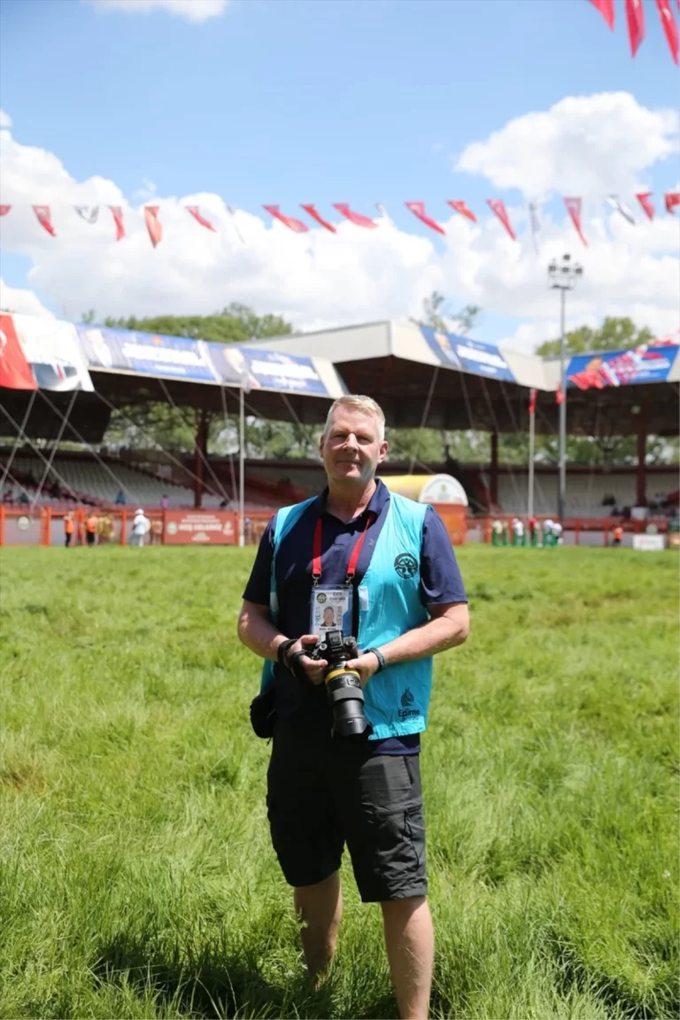 Alman fotoğraf sanatçısı Türk vatandaşı oldu Alman fotoğraf sanatçısı Türk vatandaşı oldu