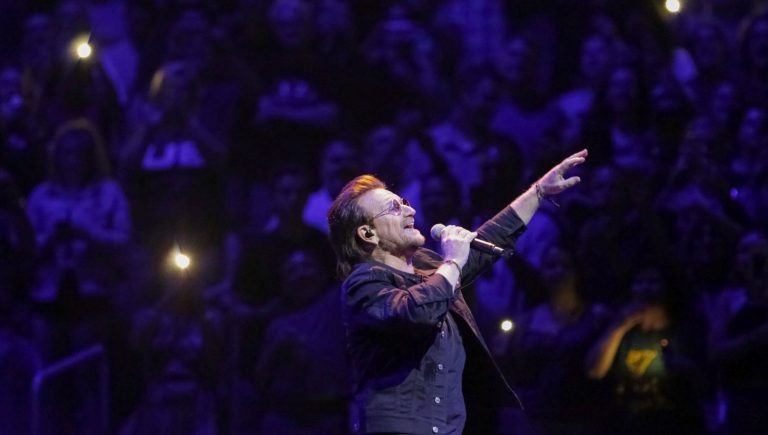 U2 grubu İngiltere’nin en çok kazanan müzik grubu oldu U2 grubu İngiltere’nin en çok kazanan müzik grubu oldu