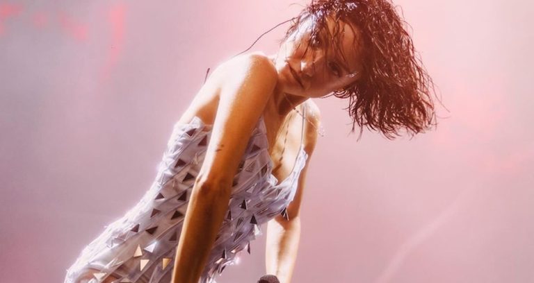 Zeynep Bastık’ın dansı olay oldu