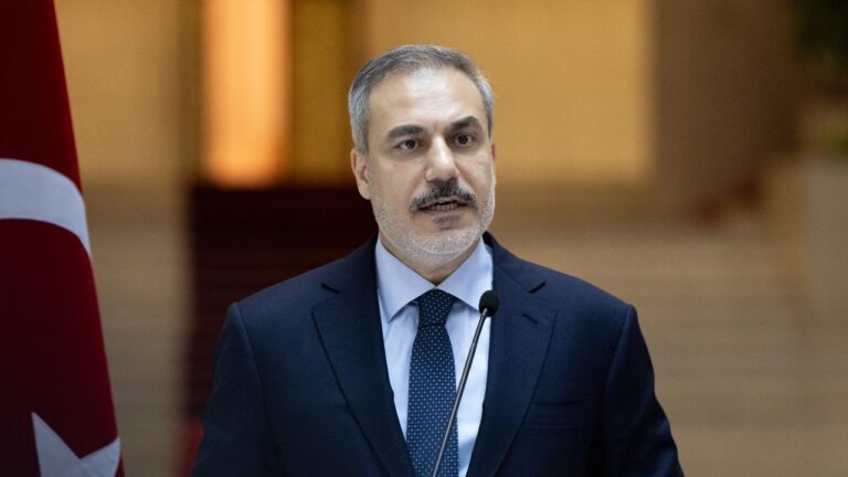 Bakan Fidan, BAE Dışişleri Bakanı Al Nahyan ile görüştü Bakan Fidan, BAE Dışişleri Bakanı Al Nahyan ile görüştü