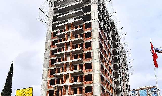 Kentsel dönüşümde yeni bir sayfa açıldı, hak sahiplerinin yüzü güldü Kentsel dönüşümde yeni bir sayfa açıldı, hak sahiplerinin yüzü güldü
