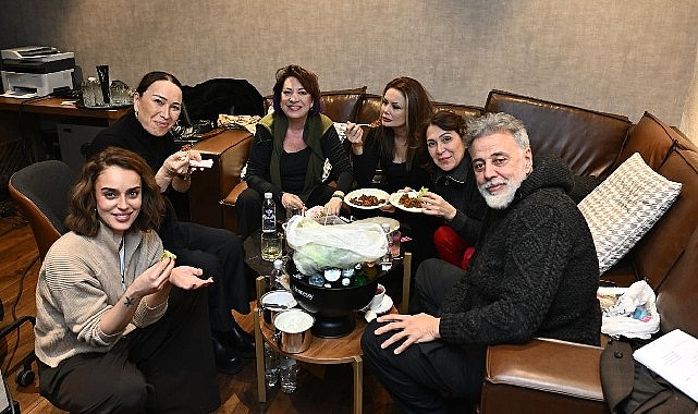 Baldız’a Sürpriz Ziyaret Baldız’a Sürpriz Ziyaret