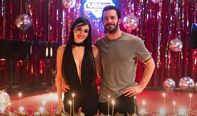 Disney+’ın Hande Erçel ve Barış Arduç’un Başrollerinde Yer Aldığı ‘Aşkı Hatırla’ Dizisinin Çekimleri Tamamlandı! Disney+’ın Hande Erçel ve Barış Arduç’un Başrollerinde Yer Aldığı ‘Aşkı Hatırla’ Dizisinin Çekimleri Tamamlandı!