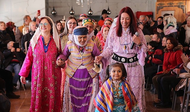 Edremit’te Meci Geleneği Yaşatılıyor Edremit’te Meci Geleneği Yaşatılıyor