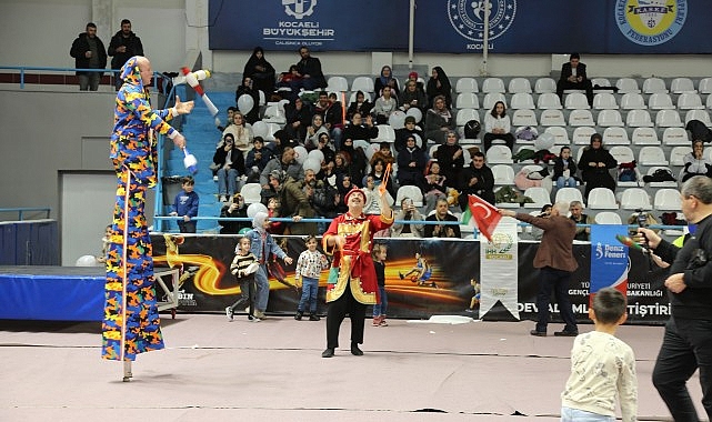 Minik kalpler Ramazan’ın coşkusunu yaşadı Minik kalpler Ramazan’ın coşkusunu yaşadı