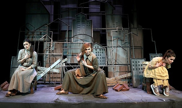 Şehrin Tiyatrosu Eyüpsultan ve Ataşehir’de Şehrin Tiyatrosu Eyüpsultan ve Ataşehir’de