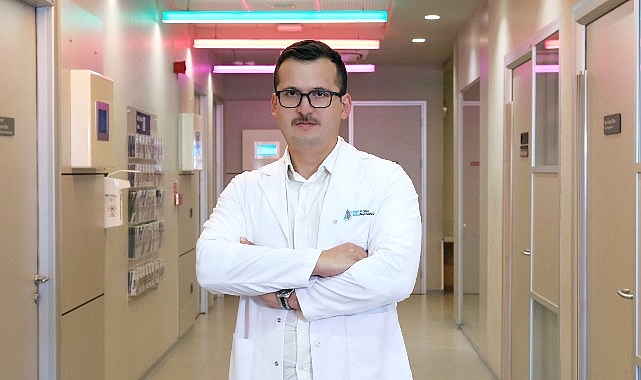 Uzun süre oturuyorsanız dikkat! Sakrum ağrısı günlük yaşamınızı etkileyebilir… Uzun süre oturuyorsanız dikkat! Sakrum ağrısı günlük yaşamınızı etkileyebilir…