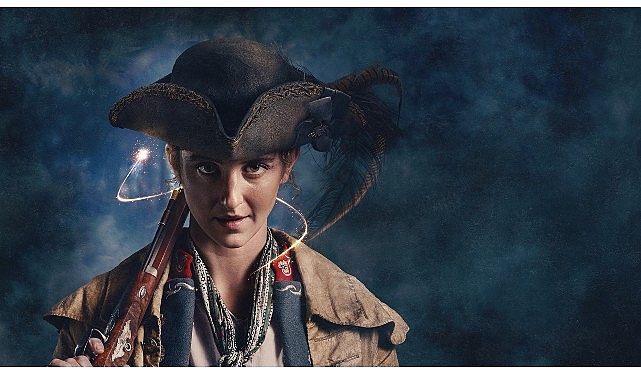 Yeni Dizi “Renegade Nell” 5 Şubat’tan İtibaren Ay Boyunca Çarşamba Günleri 21.30’da FX Ekranlarında Yeni Dizi “Renegade Nell” 5 Şubat’tan İtibaren Ay Boyunca Çarşamba Günleri 21.30’da FX Ekranlarında