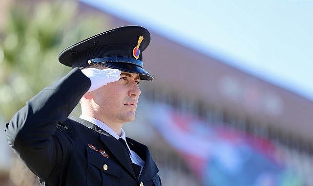Aliağa’da Çanakkale Deniz Zaferi’nin 110. Yıl Dönümü Kutlandı Aliağa’da Çanakkale Deniz Zaferi’nin 110. Yıl Dönümü Kutlandı