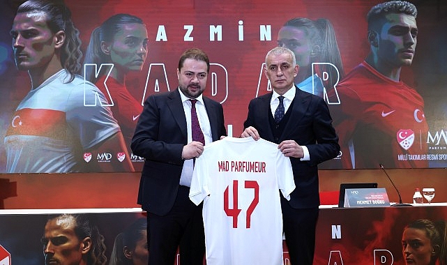 Ay-Yıldızlıların Azmi Kadar Kalıcı Parfümler Yolda! Ay-Yıldızlıların Azmi Kadar Kalıcı Parfümler Yolda!