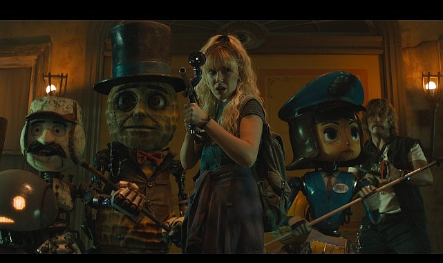 Başrollerini Millie Bobby Brown ve Chris Pratt’in Paylaştığı “Sanal Ülke”, 14 Mart’ta Netflix’te Başrollerini Millie Bobby Brown ve Chris Pratt’in Paylaştığı “Sanal Ülke”, 14 Mart’ta Netflix’te