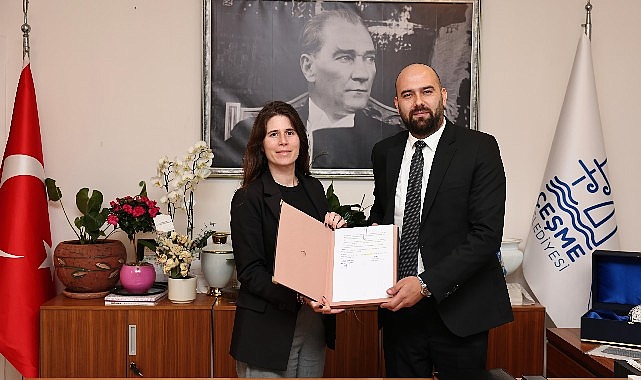 Çeşme Belediyesi ile Türkiye Satranç Federasyonu arasında iş birliği protokolü imzalandı Çeşme Belediyesi ile Türkiye Satranç Federasyonu arasında iş birliği protokolü imzalandı