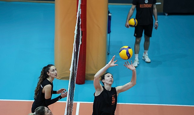 Eczacıbaşı Dynavit, dev derbiye ev sahipliği yapacak Eczacıbaşı Dynavit, dev derbiye ev sahipliği yapacak