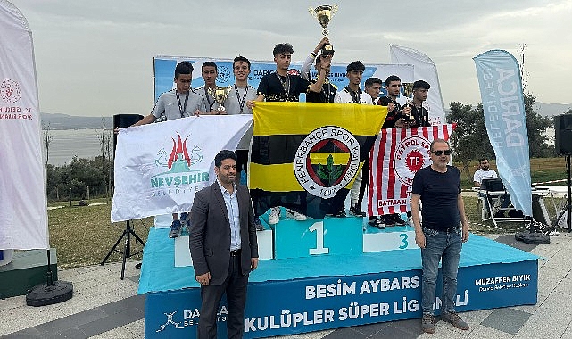 Nevşehir Atletizm Tarihinde Bir İlk Yaşandı Nevşehir Atletizm Tarihinde Bir İlk Yaşandı