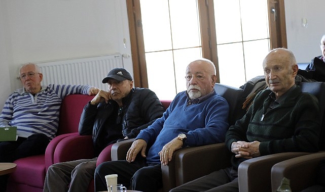 Yaş almış çankayalıların buluşma noktası: bahar evleri Yaş almış çankayalıların buluşma noktası: bahar evleri