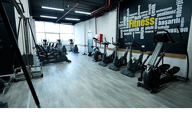 Avcılar Belediyesi Fitness Salonunu Yenilenen Yüzüyle Hizmete Sundu Avcılar Belediyesi Fitness Salonunu Yenilenen Yüzüyle Hizmete Sundu