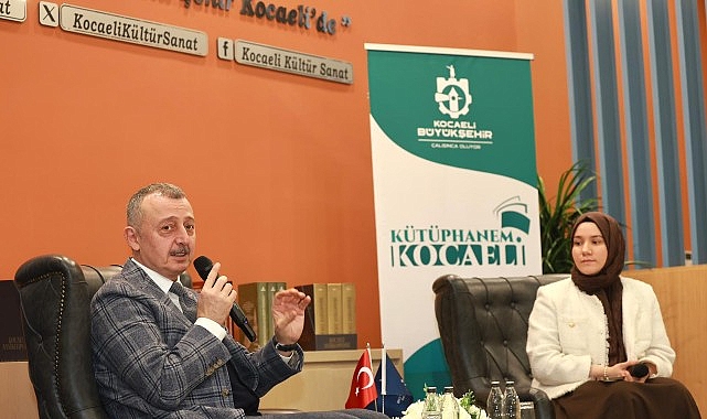 Başkan Büyükakın yeni yılı gençlerle karşıladı Başkan Büyükakın yeni yılı gençlerle karşıladı