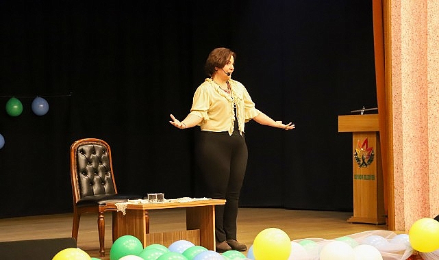 Bayındır’da Çocuklar Ara Tatilin Tadını Masallarla Çıkardı Bayındır’da Çocuklar Ara Tatilin Tadını Masallarla Çıkardı