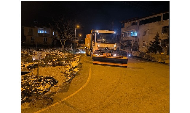 Büyükşehir ekipleri yeni yılda da nöbette Büyükşehir ekipleri yeni yılda da nöbette