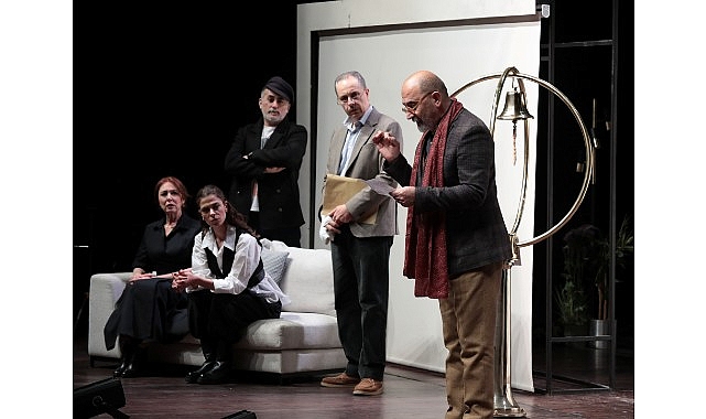 Ibsen’in “Bir Halk Düşmanı” Ataşehir Seyircisiyle Buluşuyor Ibsen’in “Bir Halk Düşmanı” Ataşehir Seyircisiyle Buluşuyor