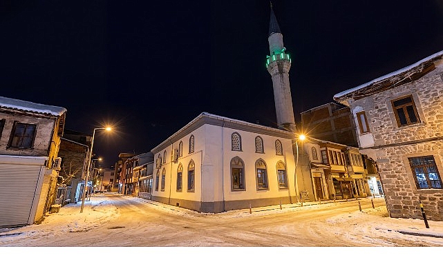 İnegöl Yeni Yılın İlk Sabah Namazında Buluştu İnegöl Yeni Yılın İlk Sabah Namazında Buluştu