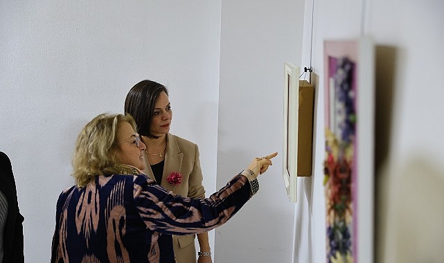 Karabağlar ’da Kozalar Çiçek Açtı Karabağlar ’da Kozalar Çiçek Açtı