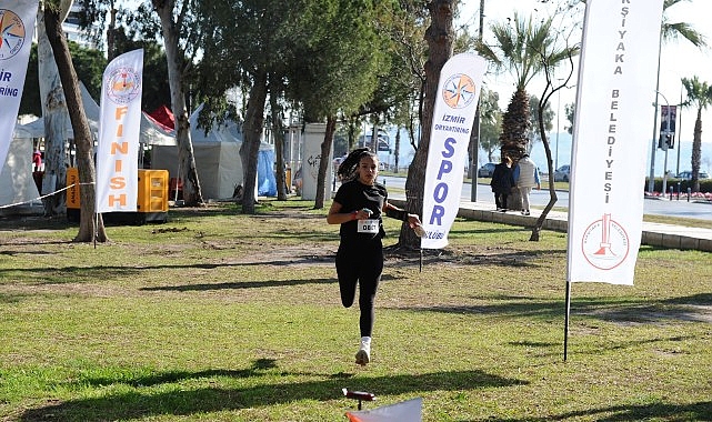 Karşıyaka’da oryantiring heyecanı Karşıyaka’da oryantiring heyecanı