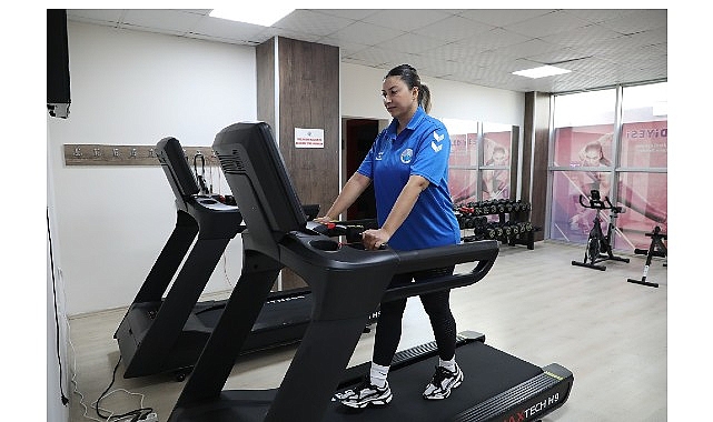 Menderes Belediyesi’nden Kadınlara Müjde; Fitness Salonu Yenilendi Menderes Belediyesi’nden Kadınlara Müjde; Fitness Salonu Yenilendi