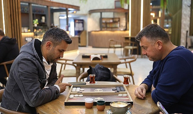 Nevşehir Belediyesi Tavla Turnuvası’nda Şampiyon Belli Oldu Nevşehir Belediyesi Tavla Turnuvası’nda Şampiyon Belli Oldu