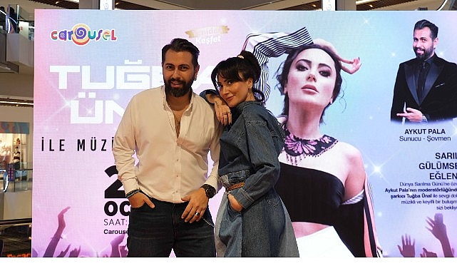 Tuğba Ünal, Dünya Sarılma Günü kapsamında hayranlarıyla buluştu Tuğba Ünal, Dünya Sarılma Günü kapsamında hayranlarıyla buluştu