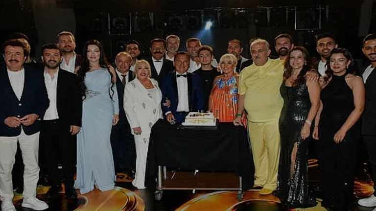 Gaziantep Şamdancı ve By Mustafa Mağazaları Görkemli Bir Galayla Açıldı