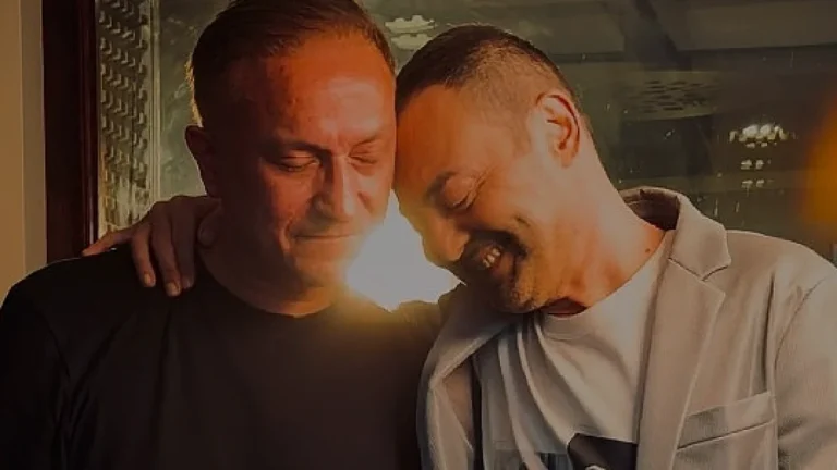 Serdar Ortaç ve Suat Aydoğan Yıllar Sonra Ta Kendisi ile Buluştu Serdar Ortaç ve Suat Aydoğan Yıllar Sonra Ta Kendisi ile Buluştu