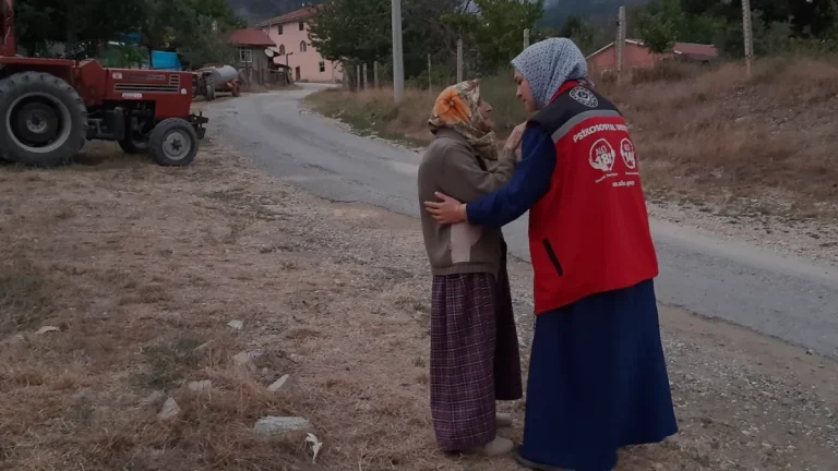 Aile ve Sosyal Hizmetler Bakanlığı 2026 Yılında 26 Bin Kişiye Destek Verdi Aile ve Sosyal Hizmetler Bakanlığı 2026 Yılında 26 Bin Kişiye Destek Verdi